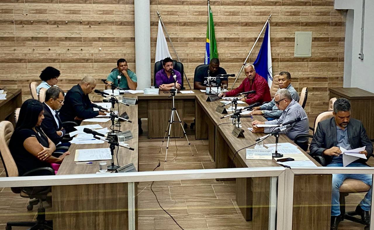 Câmara Municipal de Santana do Paraíso Delibera sobre Projetos e Moções relevantes em sua 548ª Reunião Ordinária